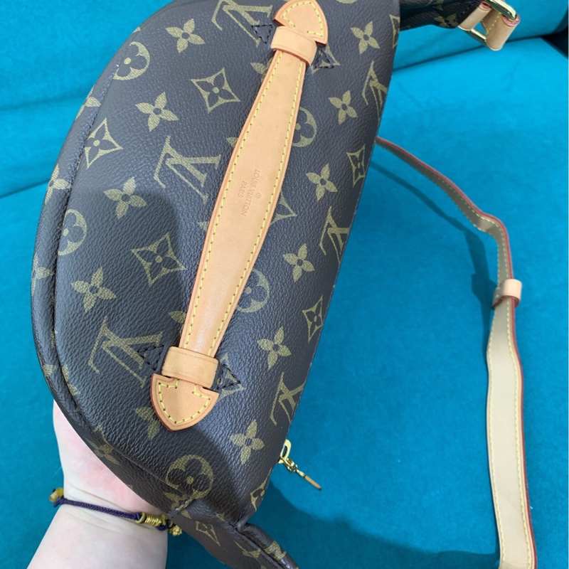 LV老花bumbag腰包 芯片。-1