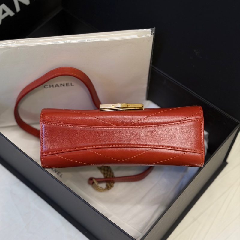 香奈兒Chanel漢堡系列紅金V紋信封包 24開-6