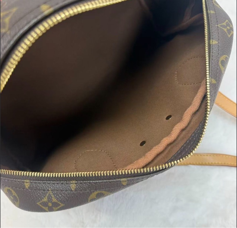 超新淨🫢LV保齡球包五金發光✨-5