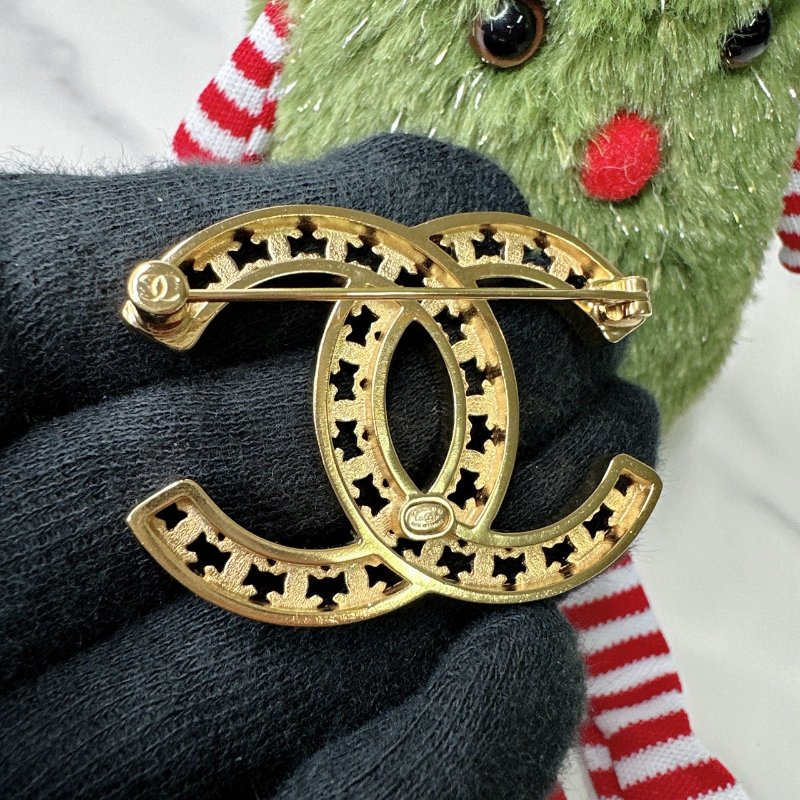 CHANEL 全新雙C logo胸針-3
