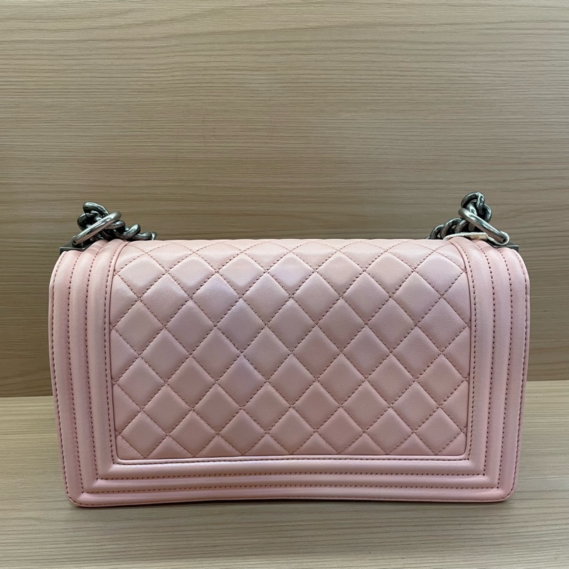 NO:D13 Chanel LEBOY 淺粉色牛皮 中號 2015年 20開 手提單肩鏈條包 有塵袋 無卡無盒子尺寸底長25*高14*寬8*-1