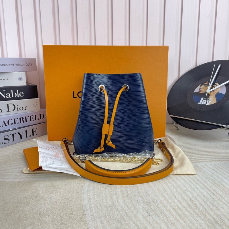 LV NeoNoe BB 水桶 藍色拼色水波紋桶包 芯片款 尺寸約20×13×20 附件塵袋 盒子-2