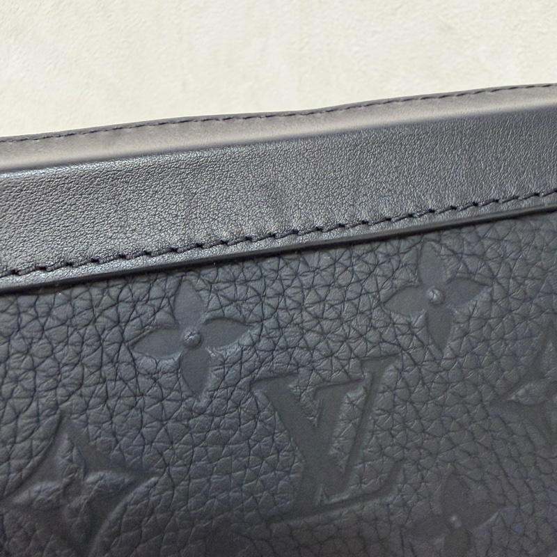 LV M53288 Soft Trunk黑色 壓紋 牛皮 軟箱 皮革 方箱 斜背包-14