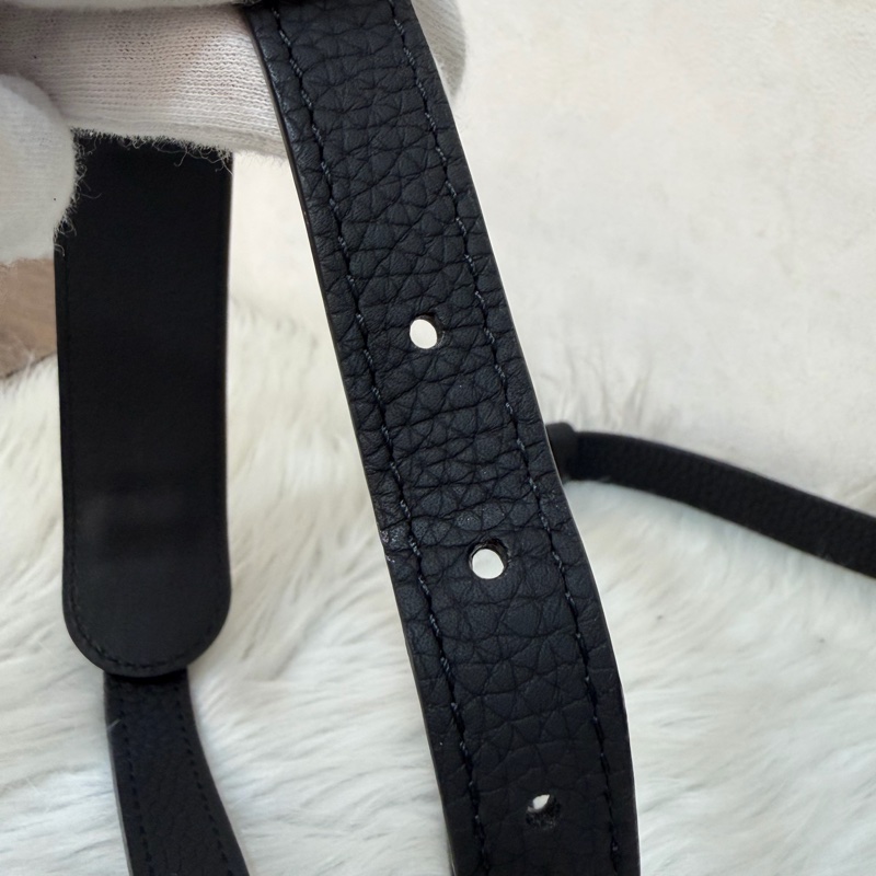 LV M53288 Soft Trunk黑色 壓紋 牛皮 軟箱 皮革 方箱 斜背包-33