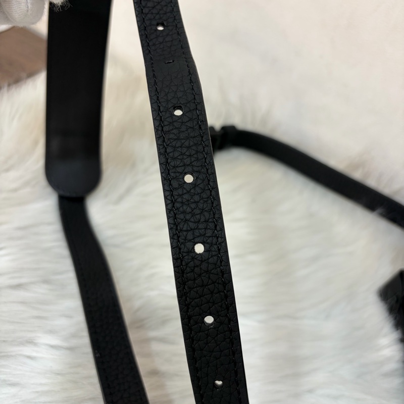 LV M53288 Soft Trunk黑色 壓紋 牛皮 軟箱 皮革 方箱 斜背包-34