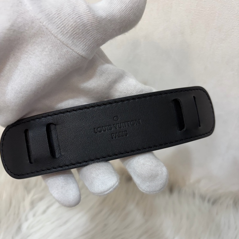 LV M53288 Soft Trunk黑色 壓紋 牛皮 軟箱 皮革 方箱 斜背包-36