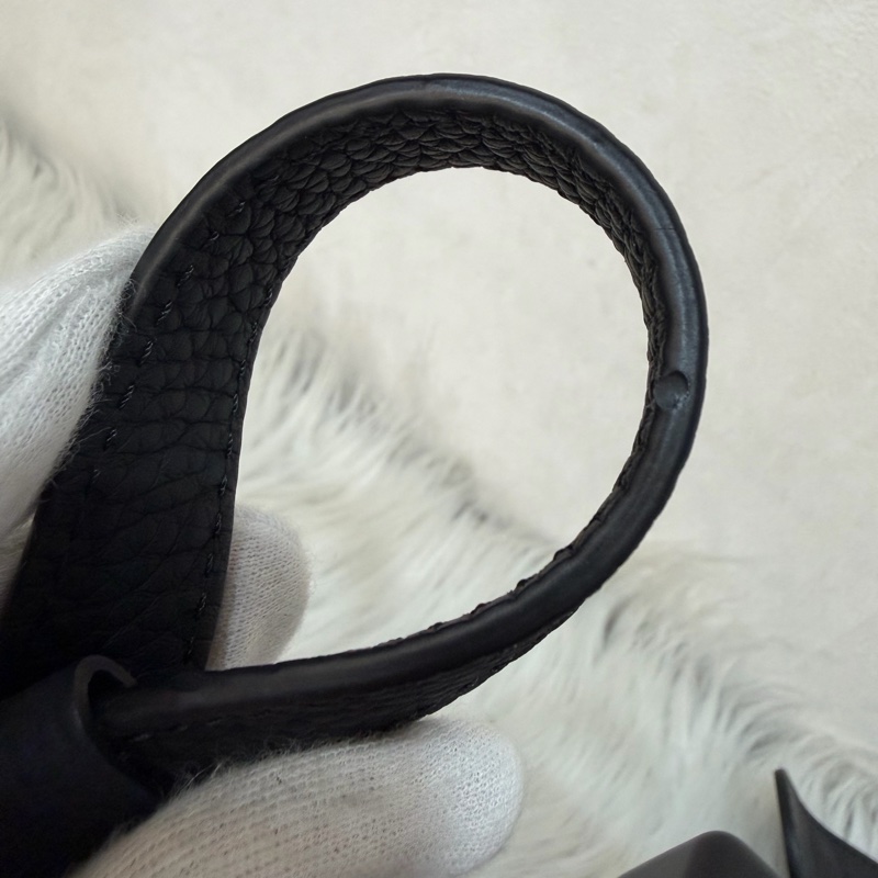 LV M53288 Soft Trunk黑色 壓紋 牛皮 軟箱 皮革 方箱 斜背包-51