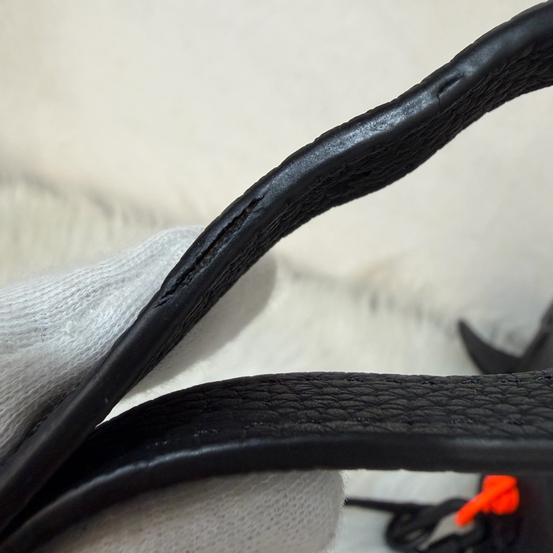 LV M53288 Soft Trunk黑色 壓紋 牛皮 軟箱 皮革 方箱 斜背包-58