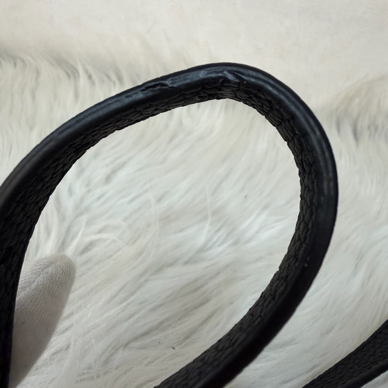 LV M53288 Soft Trunk黑色 壓紋 牛皮 軟箱 皮革 方箱 斜背包-60