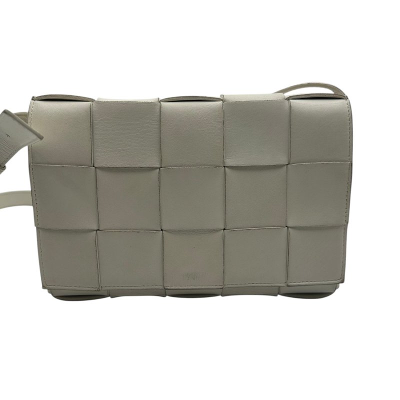 【美收精品】BOTTEGA VENETA 白色肩背包 C-344【隔月月中將轉賣至日本 上架期限30天】-0