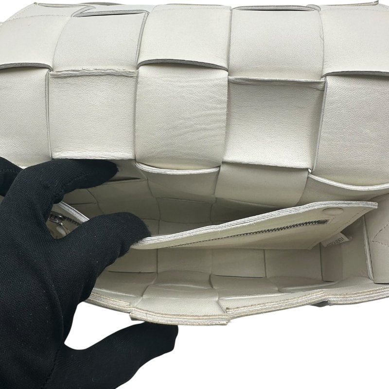 【美收精品】BOTTEGA VENETA 白色肩背包 C-344【隔月月中將轉賣至日本 上架期限30天】-5