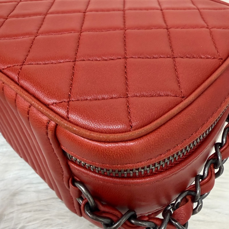 CHANEL BOY CAMERA COCO 19 紅色 暗紅 牛皮 復古銀鍊 相機包肩背包手機包斜背包拉鍊包-8