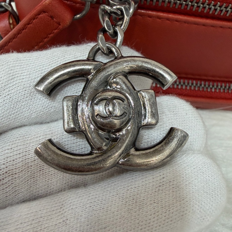 CHANEL BOY CAMERA COCO 19 紅色 暗紅 牛皮 復古銀鍊 相機包肩背包手機包斜背包拉鍊包-12