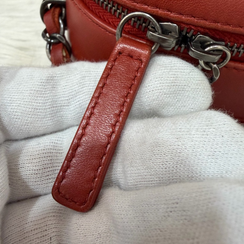 CHANEL BOY CAMERA COCO 19 紅色 暗紅 牛皮 復古銀鍊 相機包肩背包手機包斜背包拉鍊包-13