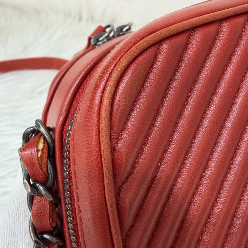 CHANEL BOY CAMERA COCO 19 紅色 暗紅 牛皮 復古銀鍊 相機包肩背包手機包斜背包拉鍊包-17