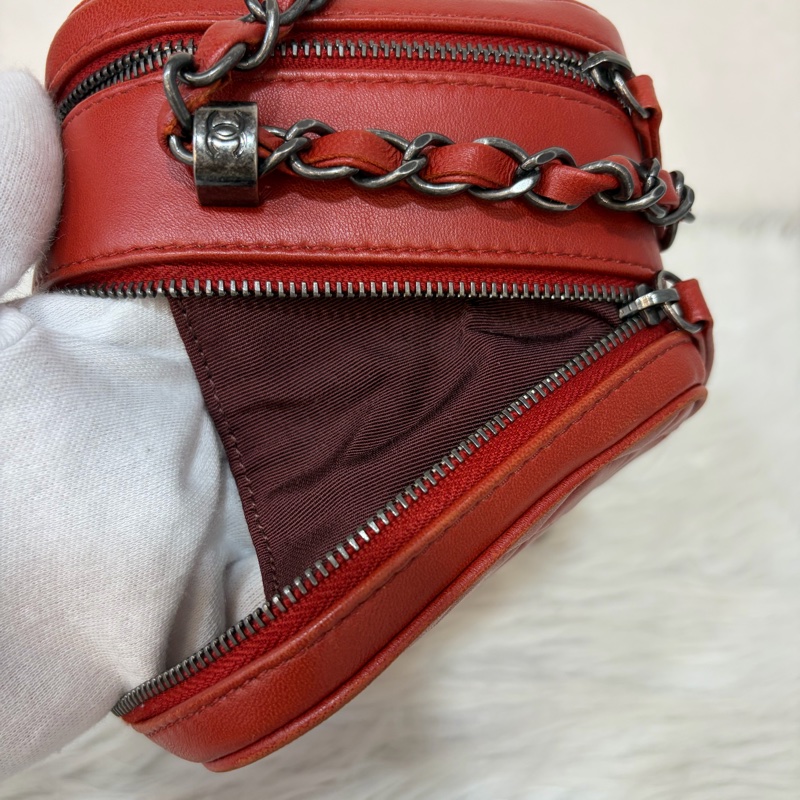 CHANEL BOY CAMERA COCO 19 紅色 暗紅 牛皮 復古銀鍊 相機包肩背包手機包斜背包拉鍊包-51