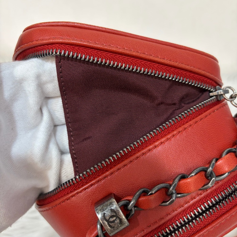 CHANEL BOY CAMERA COCO 19 紅色 暗紅 牛皮 復古銀鍊 相機包肩背包手機包斜背包拉鍊包-52