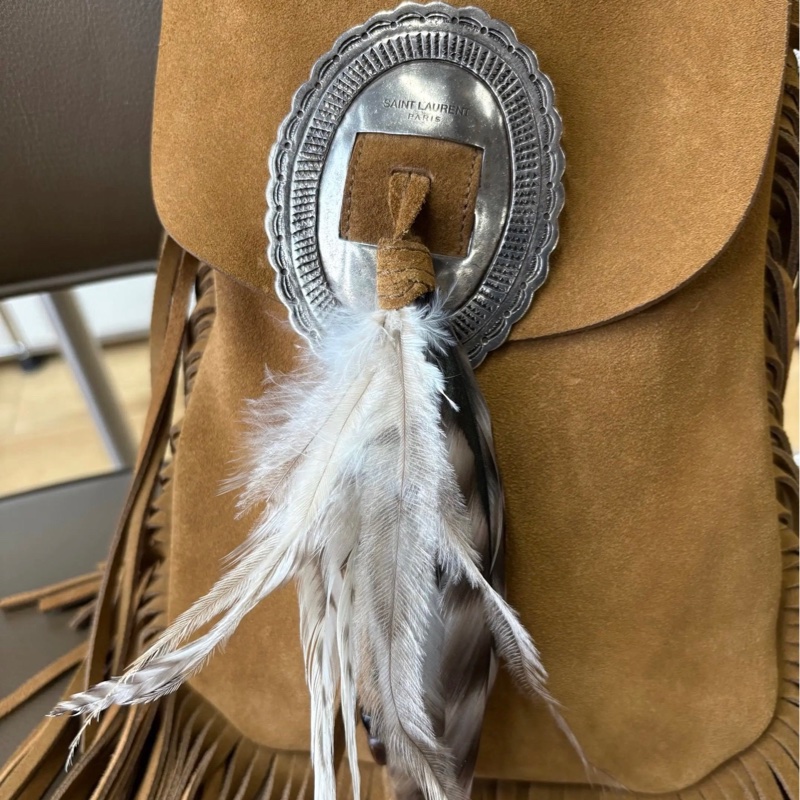未使用閒置品YSL聖羅蘭 駝色波西米亞柔軟麂皮流蘇斜挎包-1