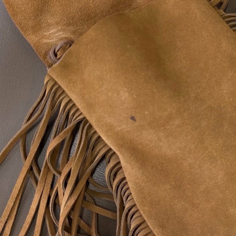 未使用閒置品YSL聖羅蘭 駝色波西米亞柔軟麂皮流蘇斜挎包-7