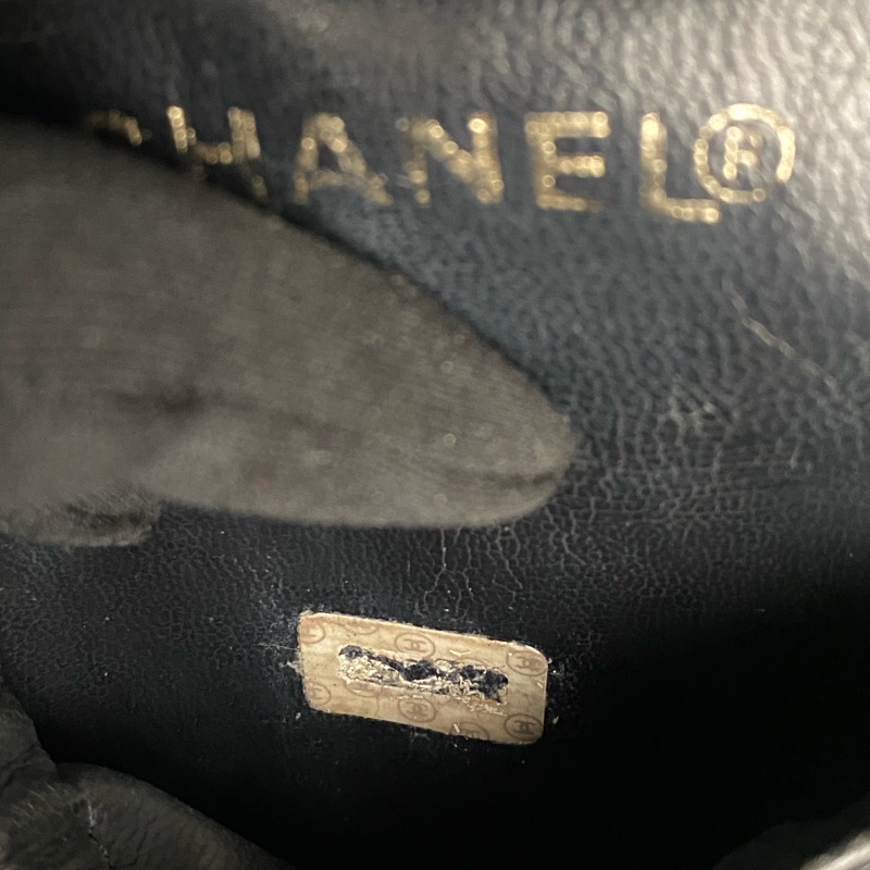Chanel vintage黑金化妝包-10