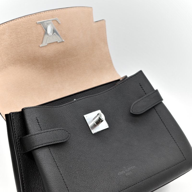 Louis Vuitton 路易威登 Lockme 黑色牛皮 Ever BB 手提包 斜挎包 M53937 ｜專櫃 $165,600-21