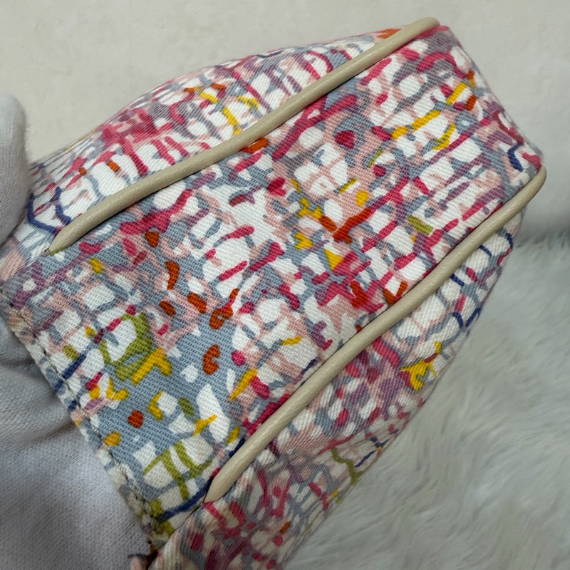 CHANEL 帆布 水彩 多彩 三葉草 Canvas Lucky Clover 銀釦 肩背包 斜背包-47