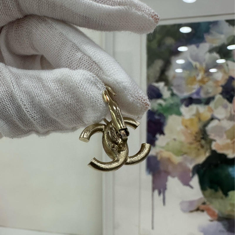 Chanel 香奈兒經典雙C紅紫琺瑯金色耳夾-4
