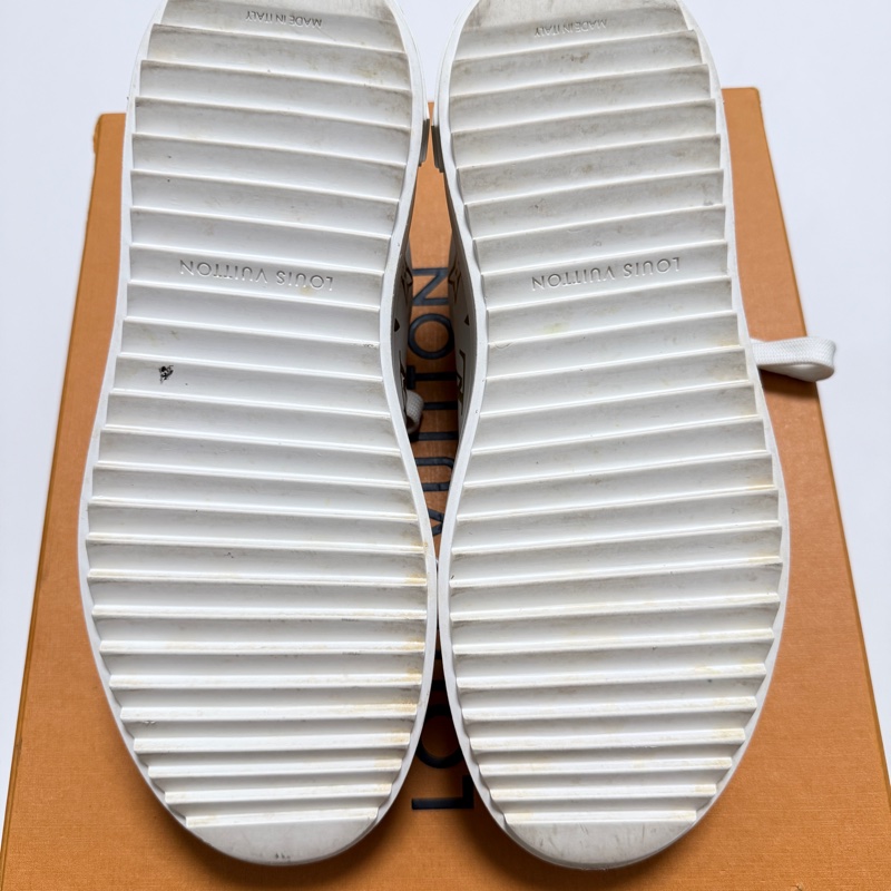 Lv Time Out浮雕壓印板鞋 路易威登休閒鞋 白色 35.5碼-7