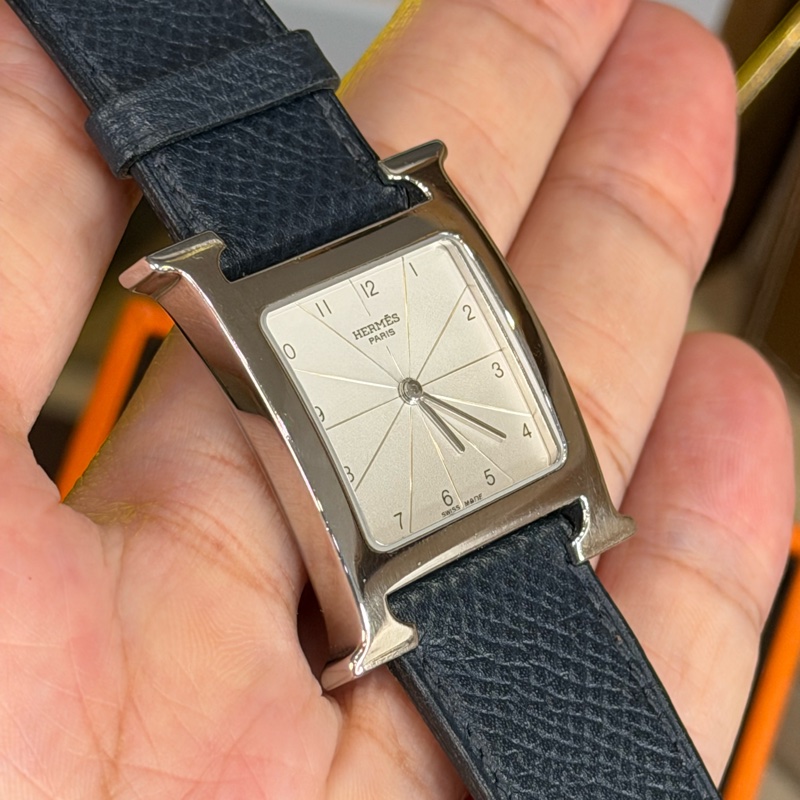 上架中🔑Hermès 經典深藍Heure H腕錶-1