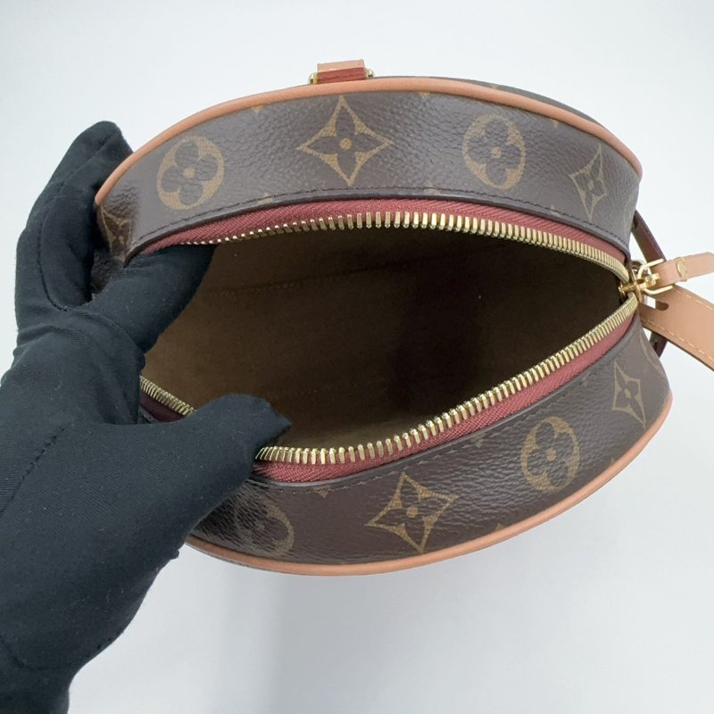 LV原花肩背圓餅包M52294-8
