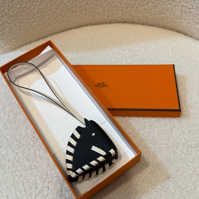 Hermes horse charm-2