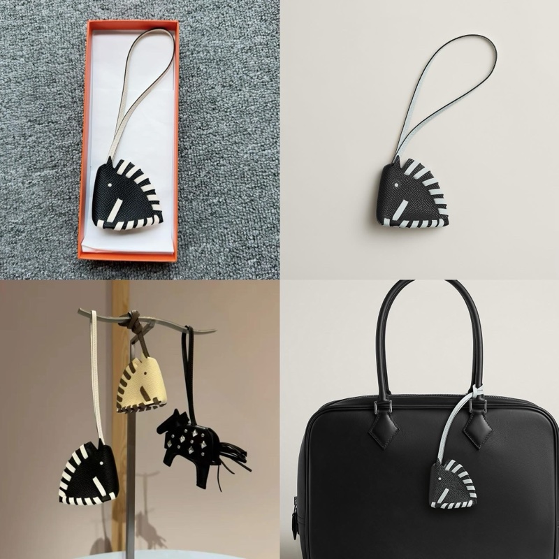 Hermes horse charm-4