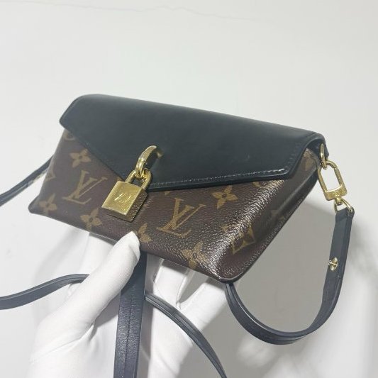 芯片款 路易威登/Louis Vuitton Padlock On Strap 老花拼黑色迷你鎖頭包-2
