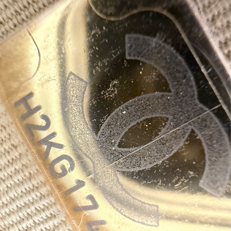 上架中🔑Chanel 金釦奶茶色菱格紋金球woc鍊包-24