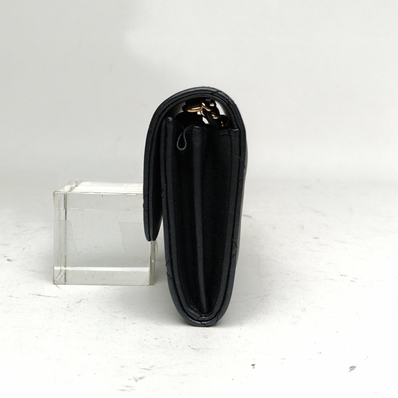 CHANEL 深灰色羊皮26開珍珠扣珍珠鏈條woc單肩包-1