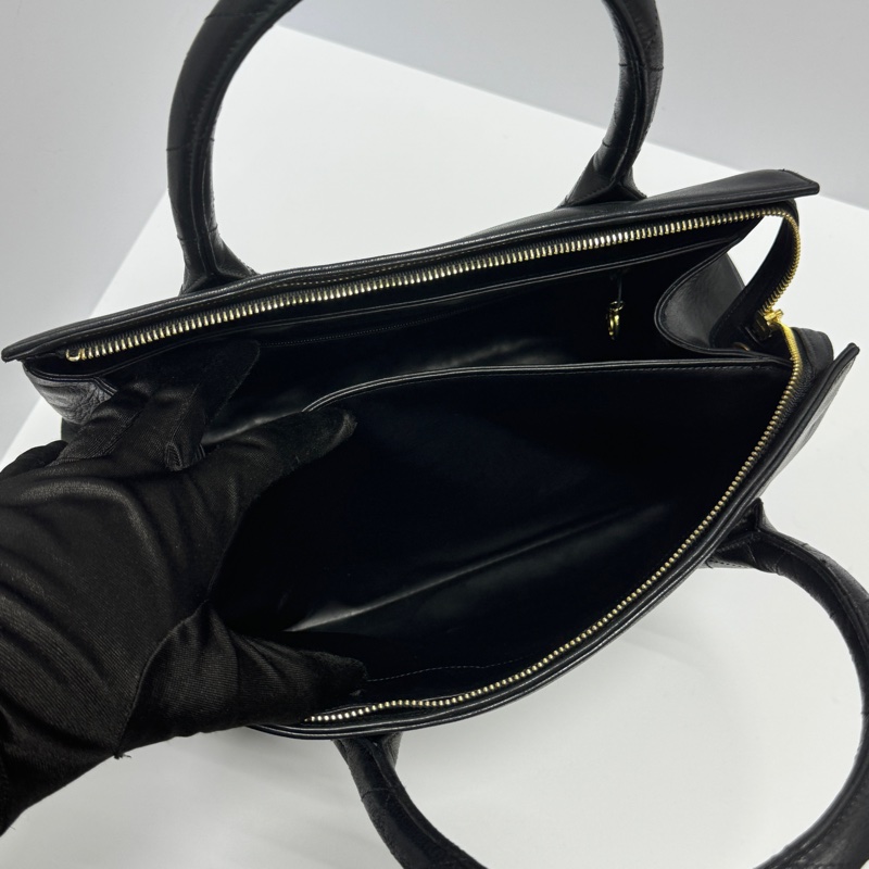 【超級新🆕】 Chanel 黑金羊皮 小托特肩背包 (專櫃223,000)-25