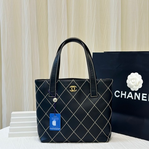 香奈兒Chanel中古黑金薇薇安外縫線  手提托特包
