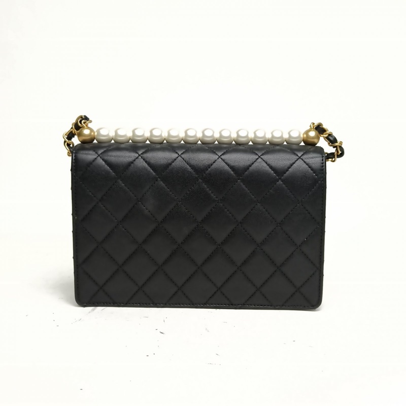 CHANEL 19SSCF口蓋包黑色羊皮27開金扣珍珠裝飾菱格紋-2