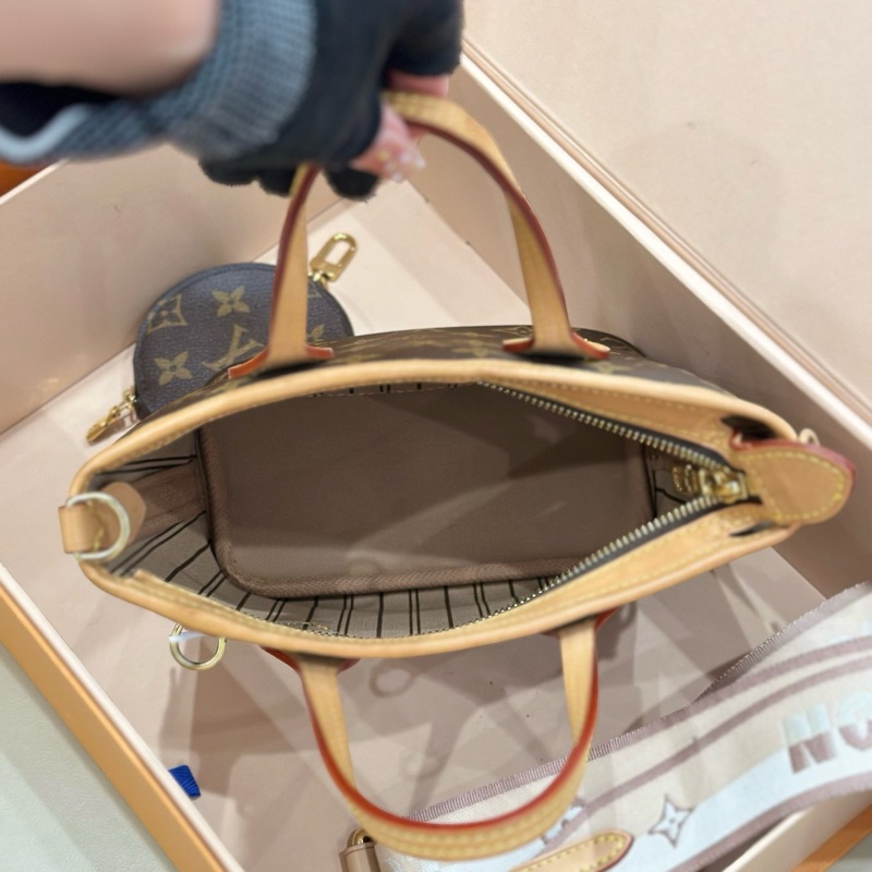 LV neverfull bb手提斜挎包 芯片款-5