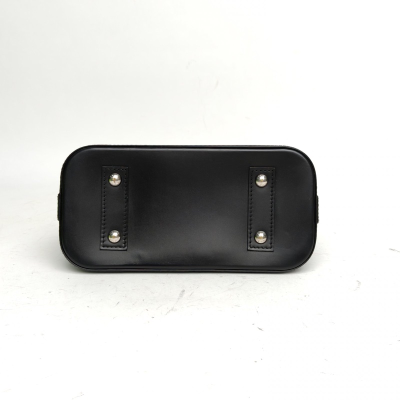 LOUIS VUITTON ALMA貝殼包BB23.5黑色EPI水波紋牛皮2018-3
