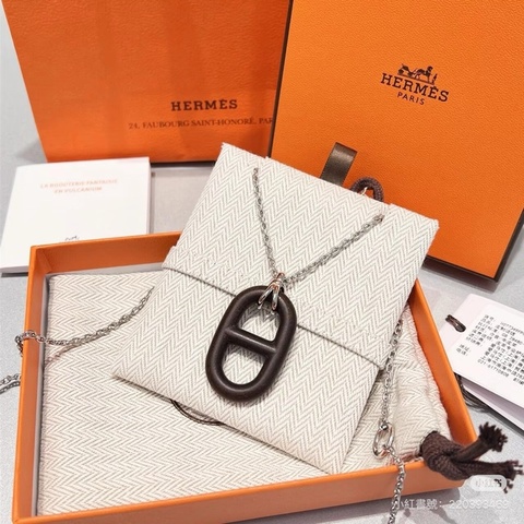 Hermes 豬鼻子頸鏈