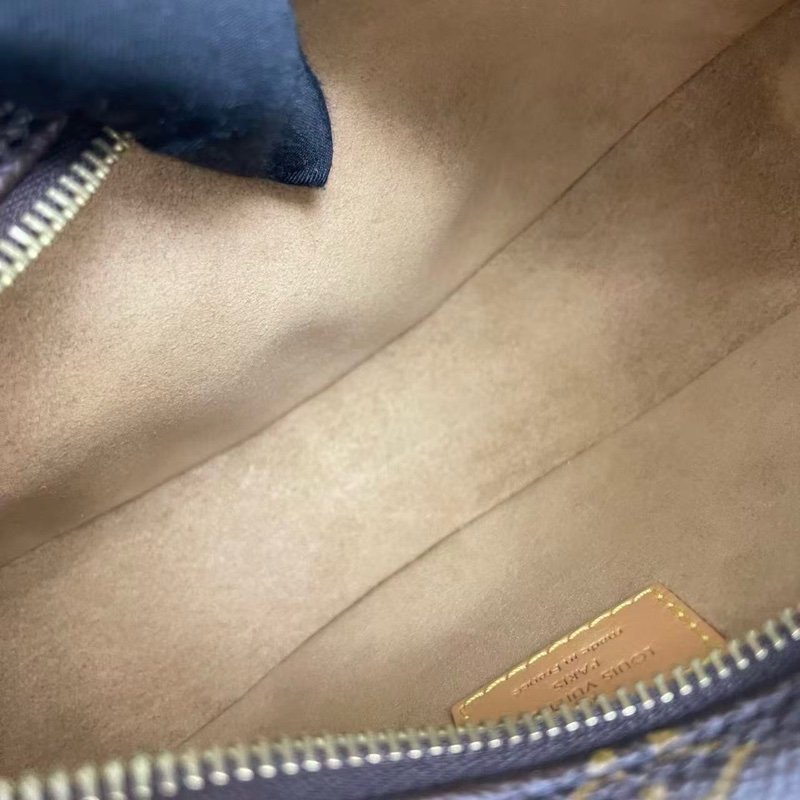 🌷新年芯片款!Louis Vuitton Loop 月亮包/豌豆包 老花-8