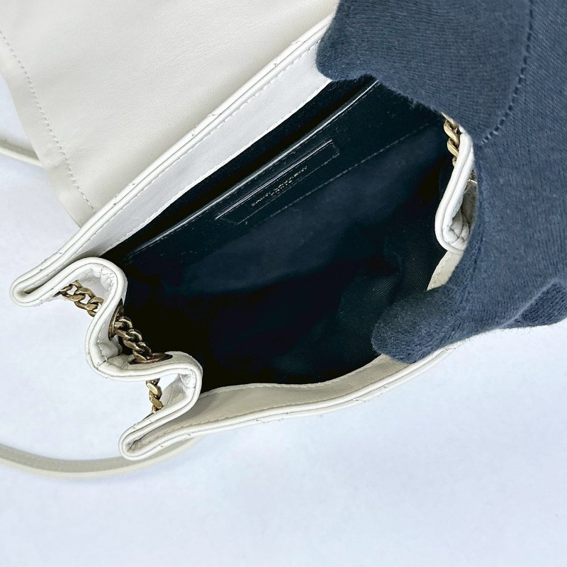 YSL Mini Nolita小羊皮斜背包-5