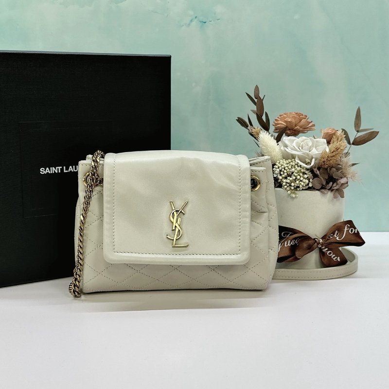 YSL Mini Nolita絎縫小羊皮斜背包-0