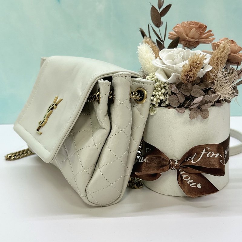 YSL Mini Nolita絎縫小羊皮斜背包-2