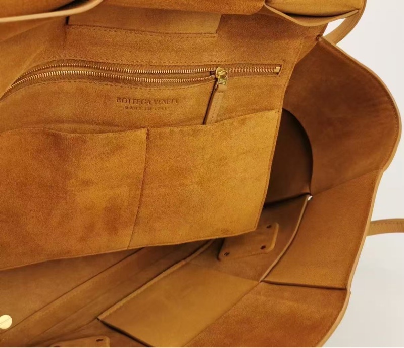 BV ARCO系列編織包焦糖色 牛皮 底長約29公分 閒置新配件塵袋-3