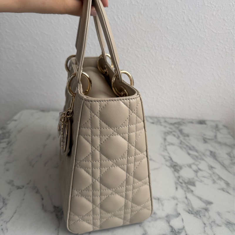 Dior燕麥色5*5黛妃包  超美❤️‍🔥❤️‍🔥❤️‍🔥-3