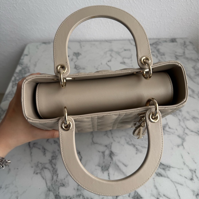 Dior燕麥色5*5黛妃包  超美❤️‍🔥❤️‍🔥❤️‍🔥-13