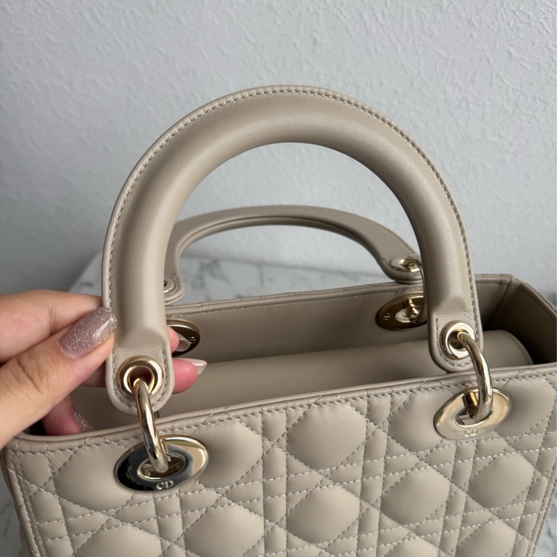 Dior燕麥色5*5黛妃包  超美❤️‍🔥❤️‍🔥❤️‍🔥-18