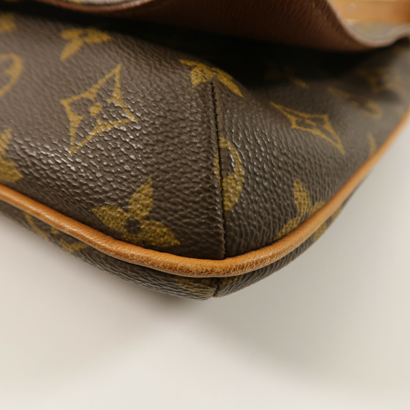 LOUIS VUITTON Monogram Musette Tango金扣肩背袋-4